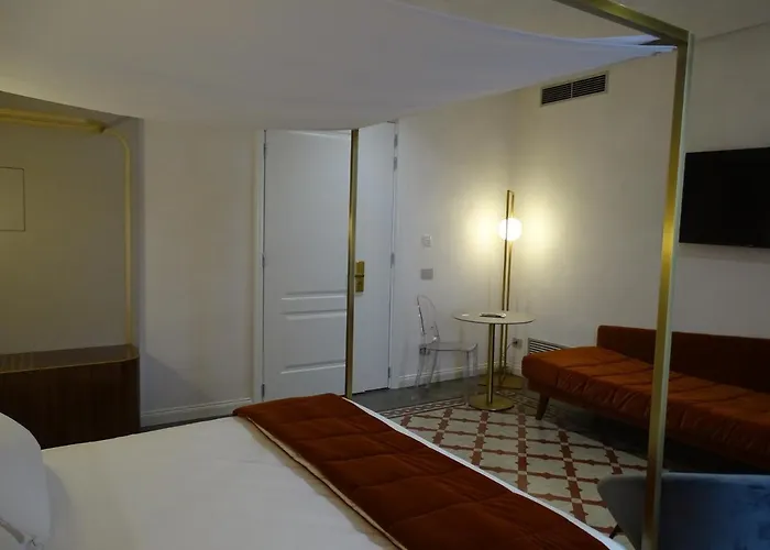 20 Miglia Diffuso Hotel 4*